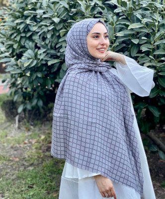 Qiana - Grey Patterned Cotton Hijab