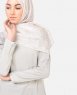 Midsummer Nights Cream hijab från Silk Route