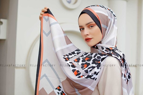 Orange Patterned Twill Hijab - Sal Evi