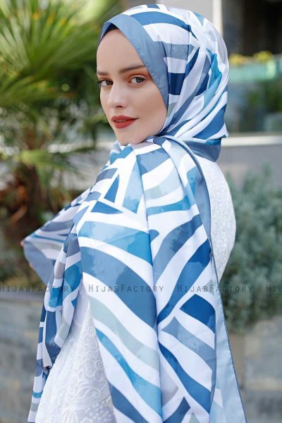 Clouds Patterned Twill Hijab - Sal Evi