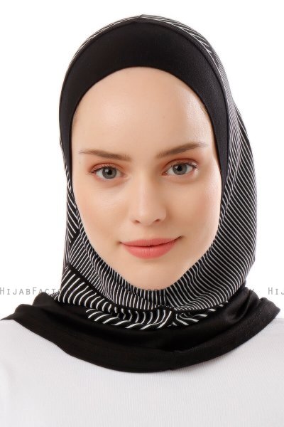 Wind Plain - Black & White One-Piece Al Amira Hijab