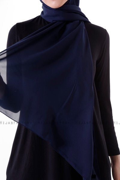 Hadise - Dark Navy Blue Chiffon Hijab
