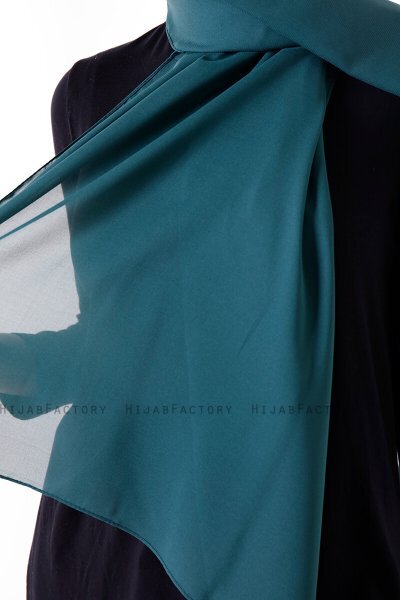 Hadise - Dark Green Chiffon Hijab