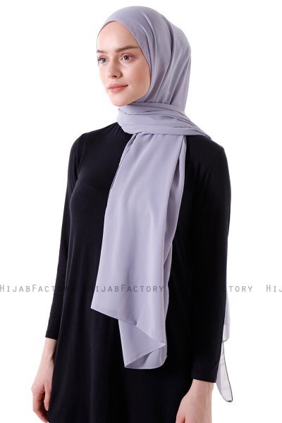 Hadise - Light Grey Chiffon Hijab