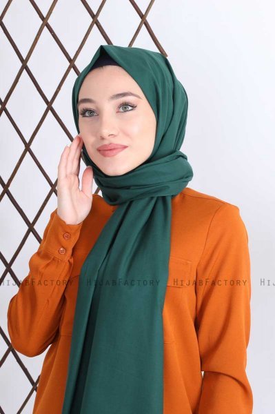 Alida - Dark Green Cotton Hijab - Mirach