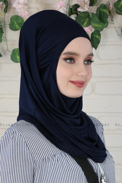 Wilda - Navy Blue Cotton Hijab