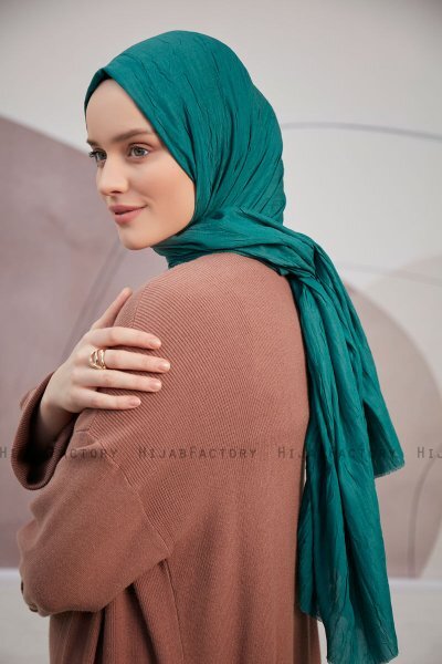 Serap - Dark Green Bamboo Crash Hijab