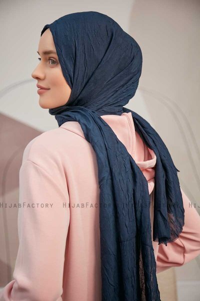 Serap - Navy Blue Bamboo Crash Hijab