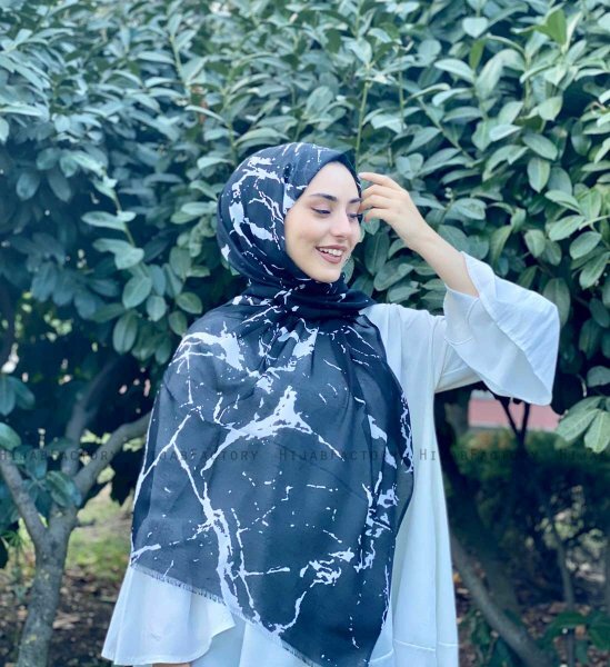 Benazir - Black Patterned Cotton Hijab