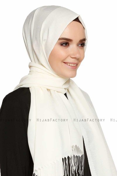 Buse - Offwhite Hijab - Sehr-i Sal