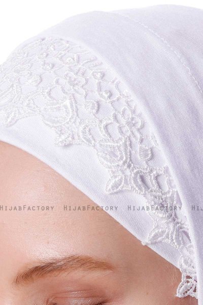 Ceylan - White Al Amira Hijab - Altobeh