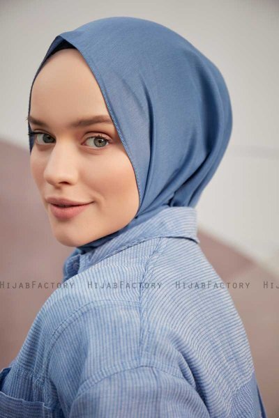 Silky Plain - Blue Hijab