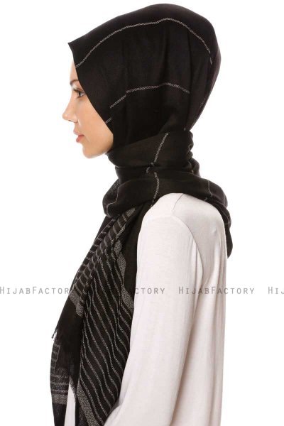 Nihal - Black Hijab - Özsoy