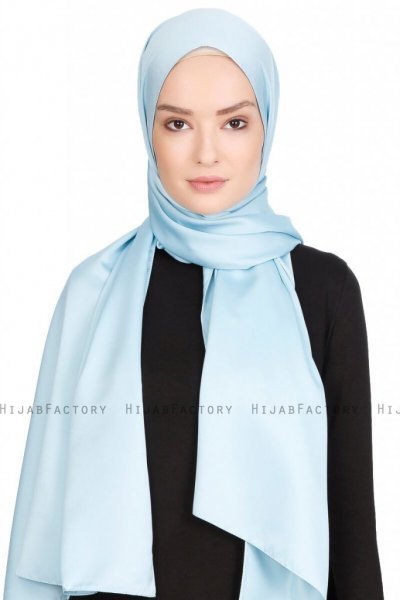 Nuray Glansig Ljusblå Hijab 8A04a