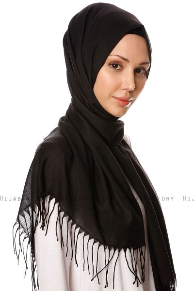 Semahat - Black Hijab - Özsoy