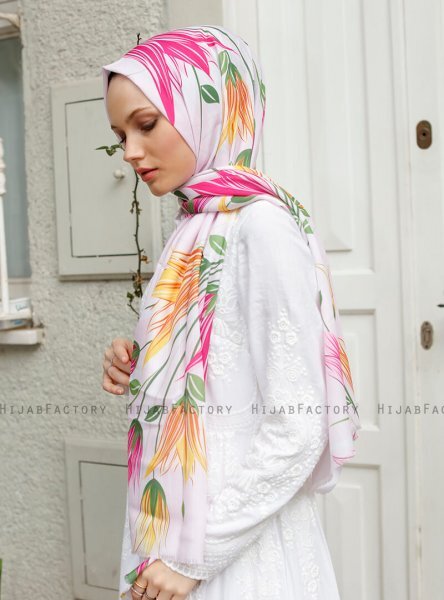 Yumna - Dusty Pink Patterned Hijab
