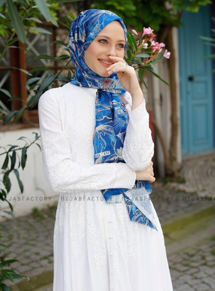 Yumna - Navy Blue Patterned Hijab
