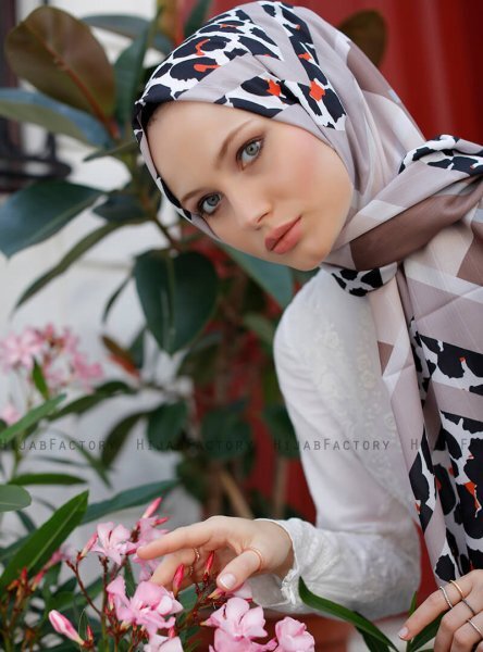 Yumna - Light Brown Patterned Hijab