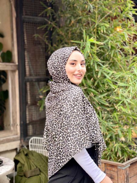 Suha - Khaki Leopard Patterned Cotton Hijab