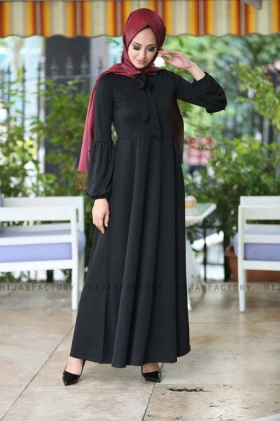 Tiana - Black Dress - Insirah