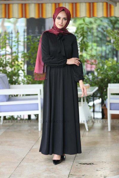 Tiana - Black Dress - Insirah