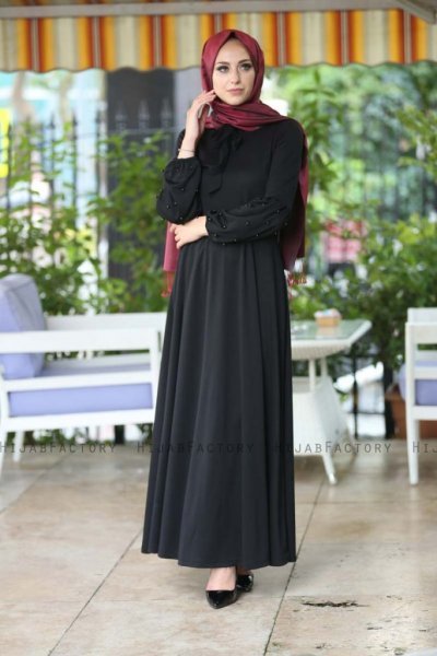 Tiana - Black Dress - Insirah