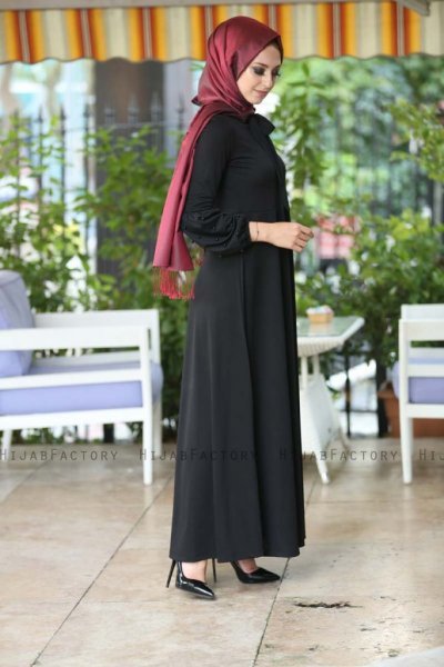Tiana - Black Dress - Insirah