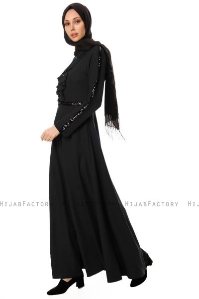 Yussra - Black Dress - Burun