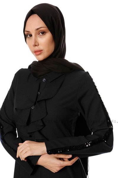 Yussra - Black Dress - Burun