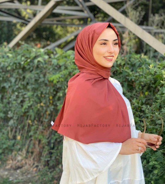 Zahra - Brick Red Crepe Hijab - Mirach