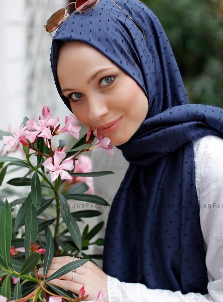 Malika - Navy Blue Hijab - Sal Evi